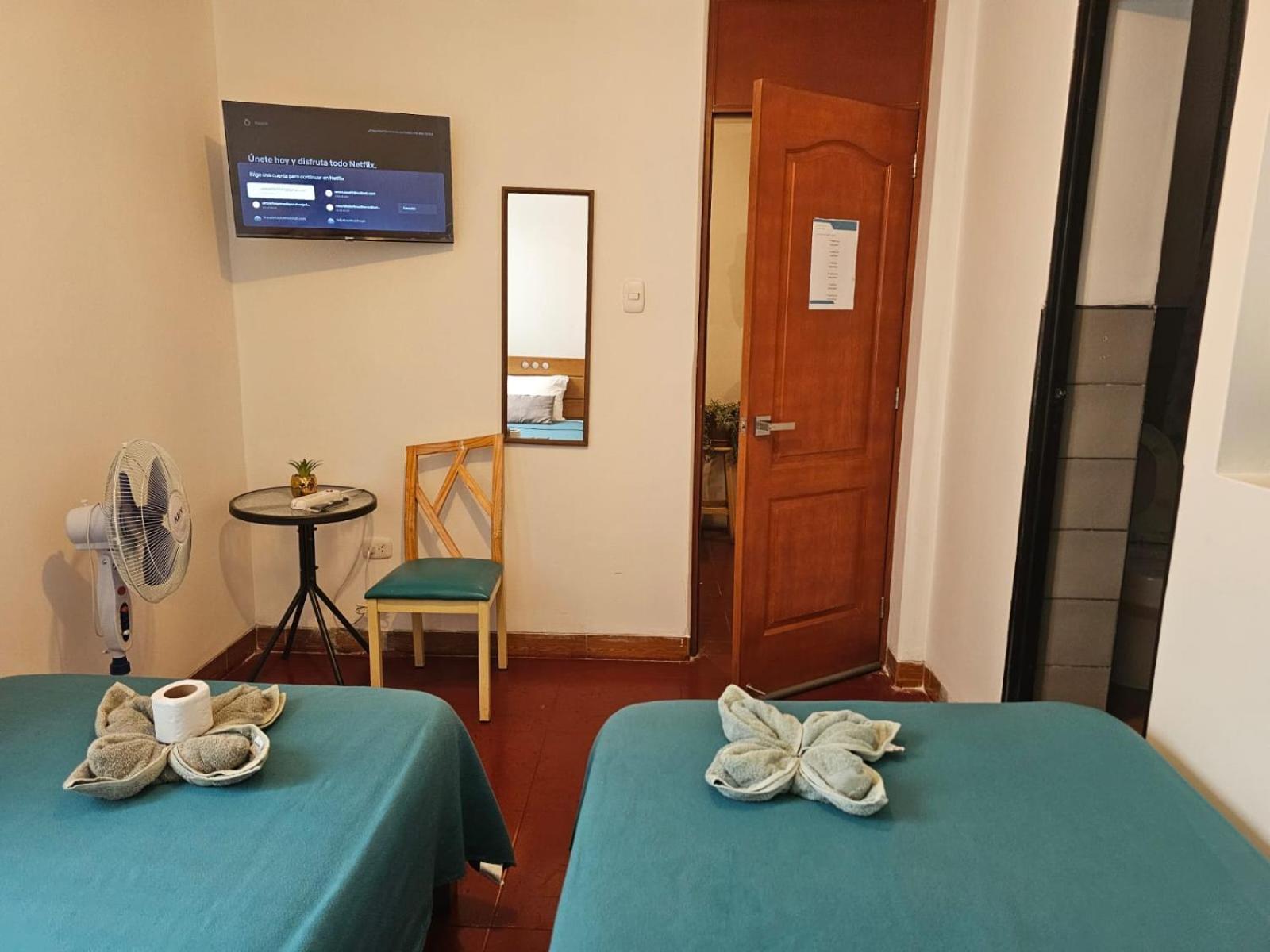 Lima Airport Hostel With Free Airport Pick Up 카야오 외부 사진